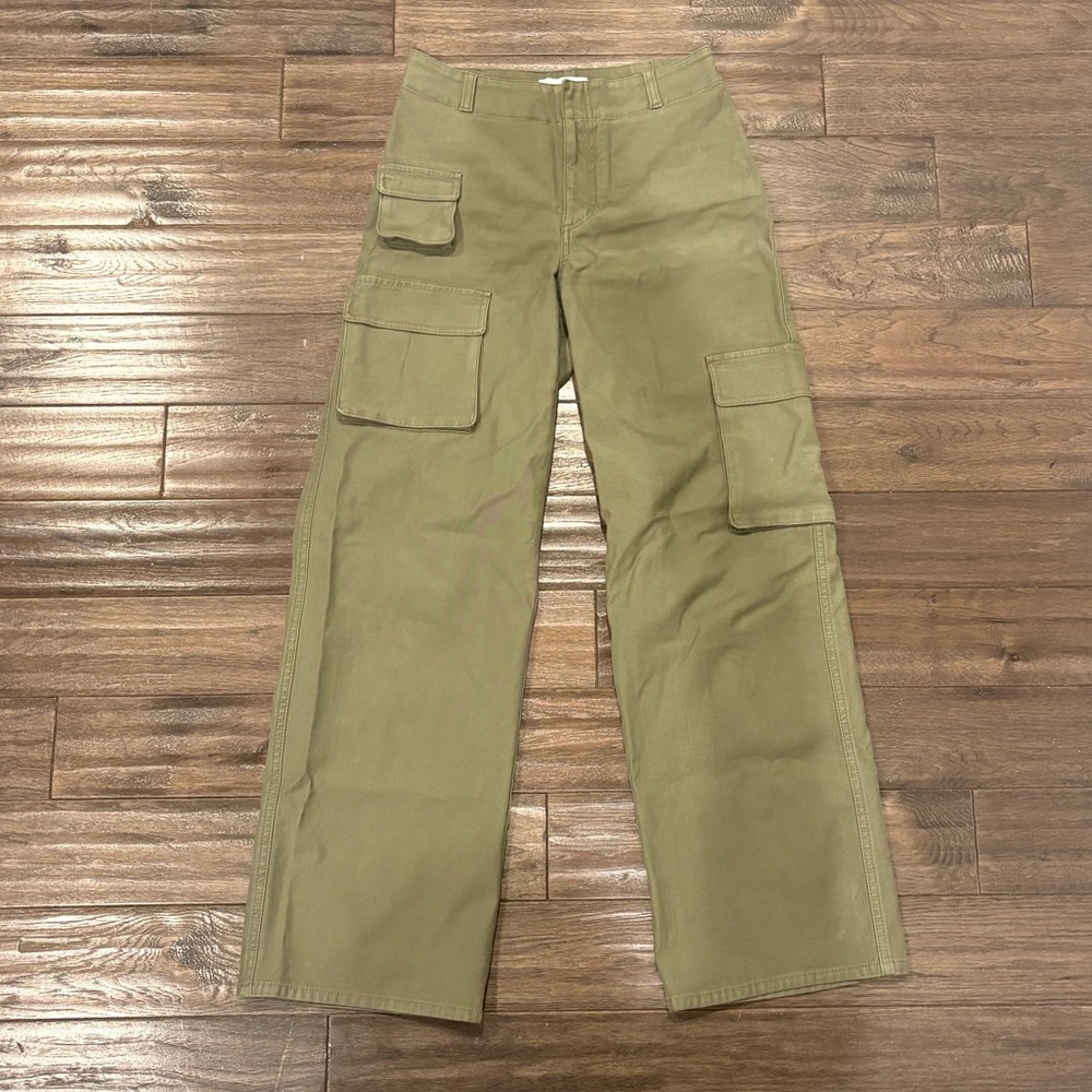 ARITZIA PICTURE CARGO PANTS